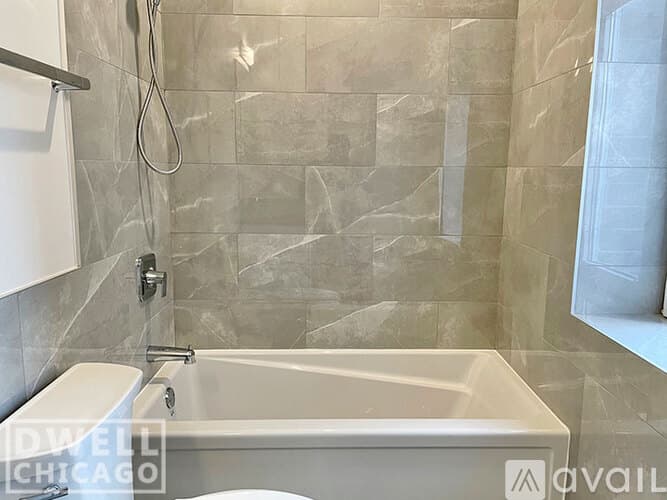 Chicago Apartment: 927 Irving Park Rd