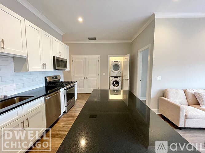 Chicago Apartment: 927 Irving Park Rd