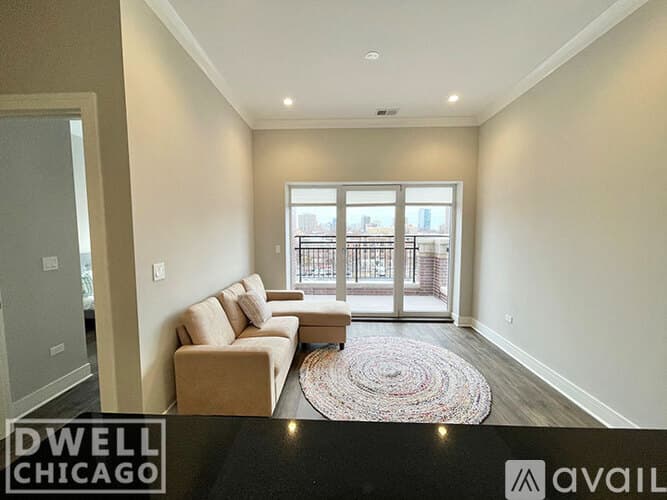 Chicago Apartment: 927 Irving Park Rd