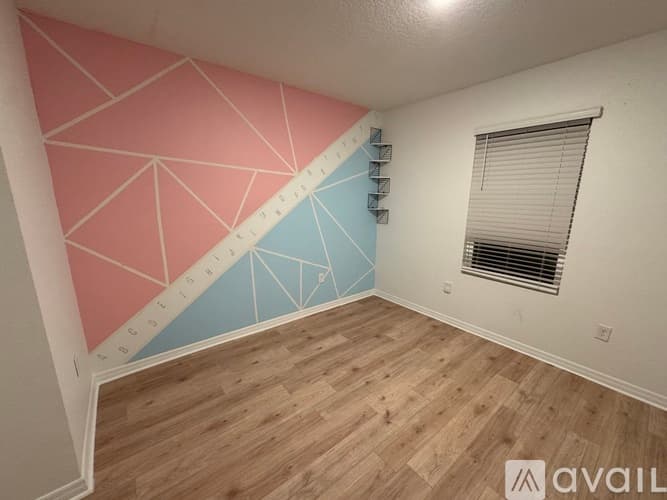 Edgewater House: 2718 Fieldbrooke Way