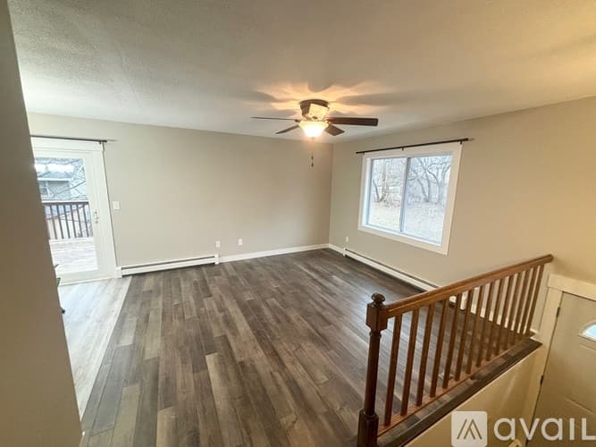 Prior Lake House: 4310 Grainwood Cir NE
