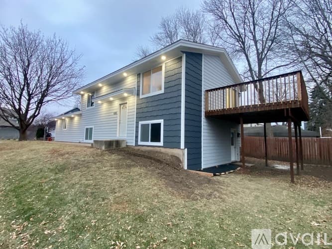 Prior Lake House: 4310 Grainwood Cir NE