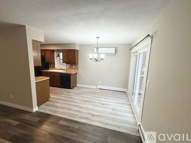 Prior Lake House: 4310 Grainwood Cir NE