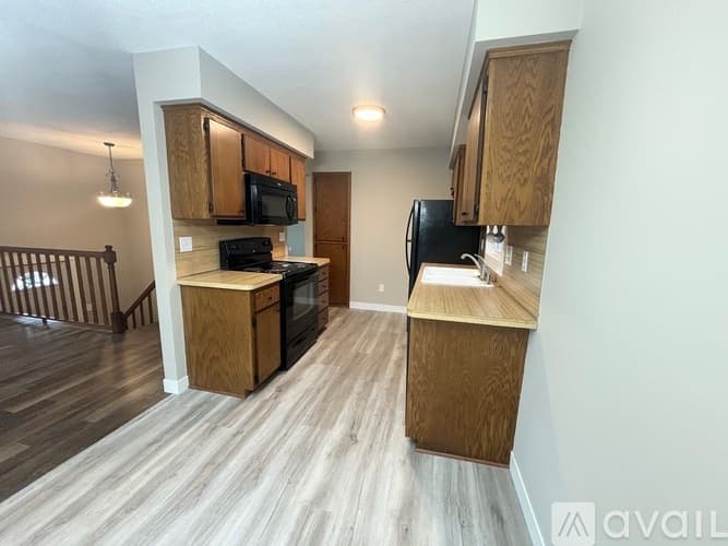 Prior Lake House: 4310 Grainwood Cir NE