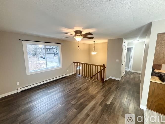 Prior Lake House: 4310 Grainwood Cir NE