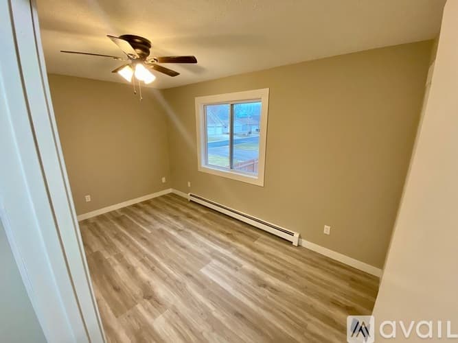 Prior Lake House: 4310 Grainwood Cir NE