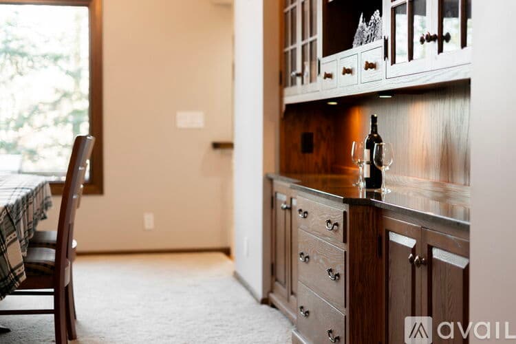 Stillwater House: 8820 Neal Avenue North