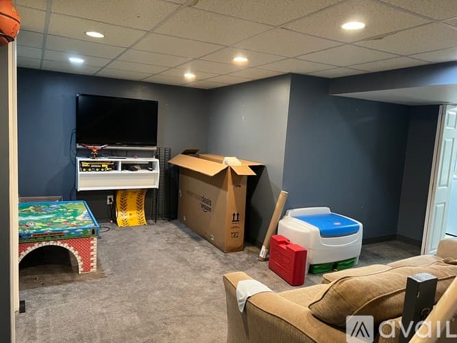 Liverpool House: 7361 Cedar Post Road