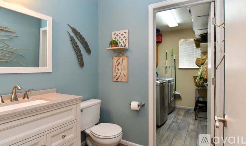 Arvada House: 10439 West 82nd Avenue