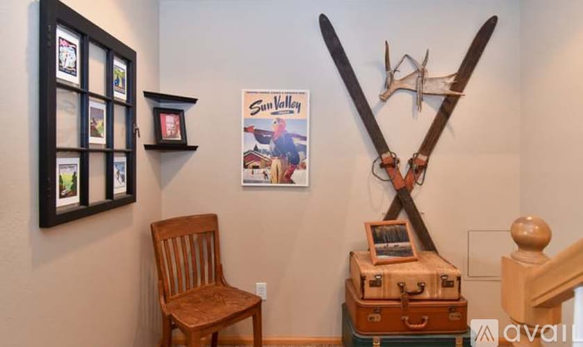 Arvada House: 10439 West 82nd Avenue