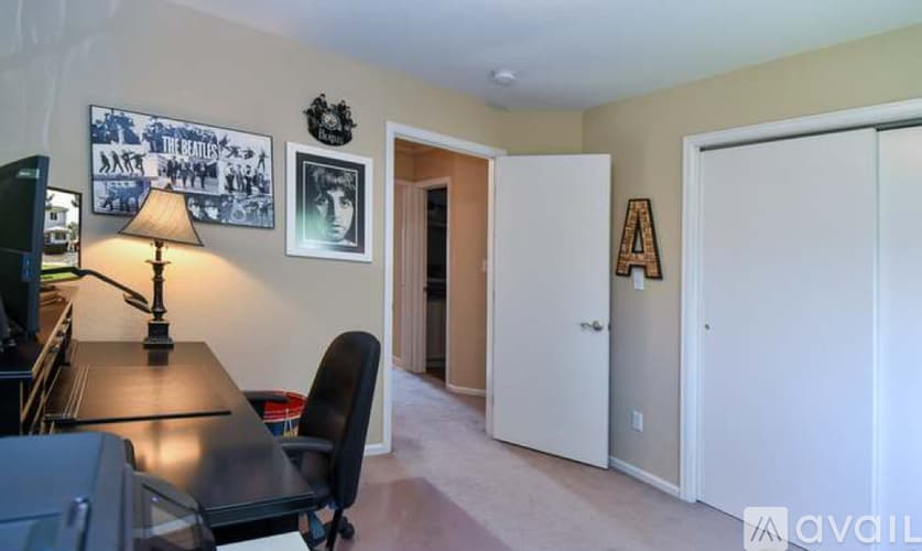 Arvada House: 10439 West 82nd Avenue