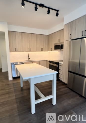 Tampa Apartment: 930 W Spruce St