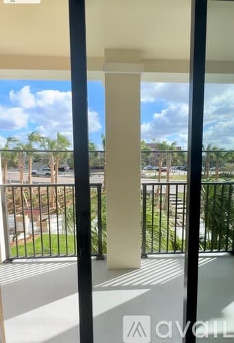 Tampa Apartment: 930 W Spruce St