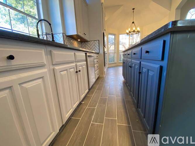 Arlington House: 2409 North Hunter Place Lane
