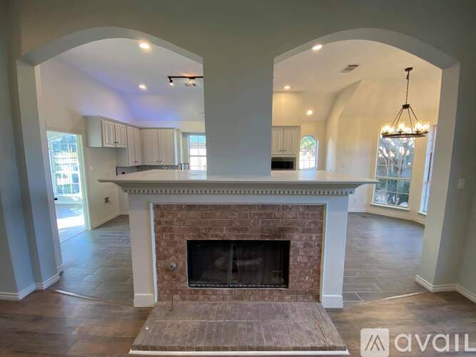 Arlington House: 2409 North Hunter Place Lane