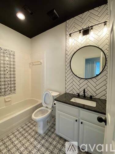 Arlington House: 2409 North Hunter Place Lane