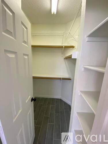 Arlington House: 2409 North Hunter Place Lane