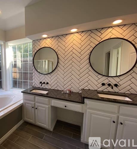 Arlington House: 2409 North Hunter Place Lane