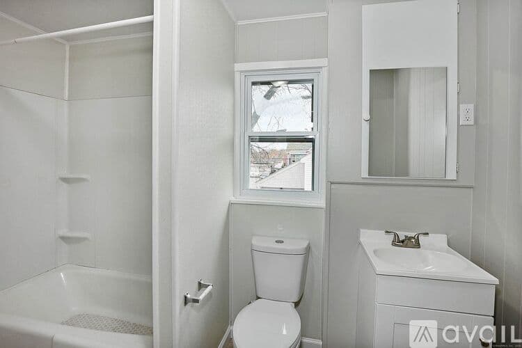 Putnam Apartment: 45 Battey Street