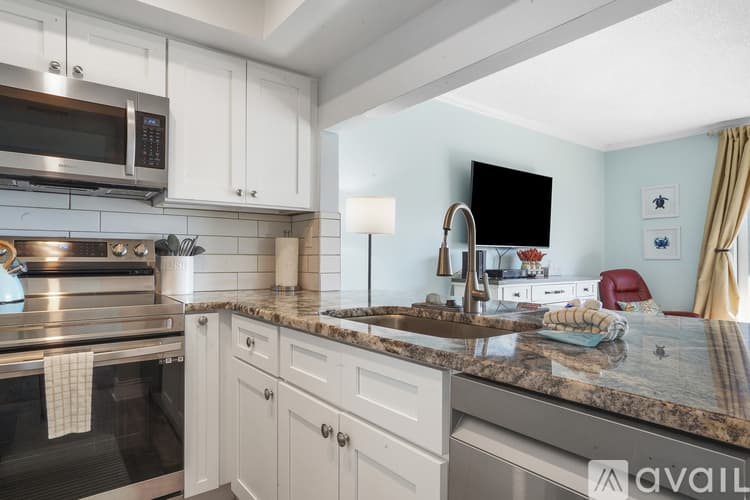 St. Pete Beach Apartment: 4103 Gulf Blvd