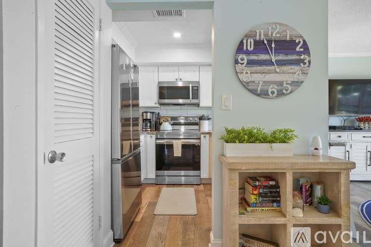 St. Pete Beach Apartment: 4103 Gulf Blvd