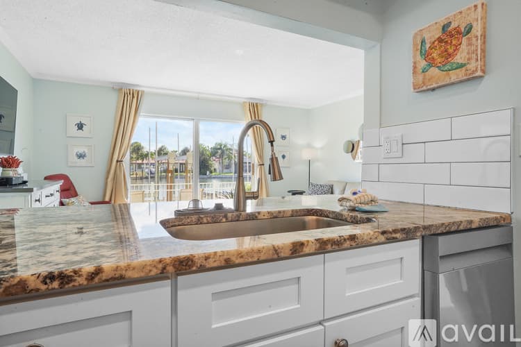 St. Pete Beach Apartment: 4103 Gulf Blvd