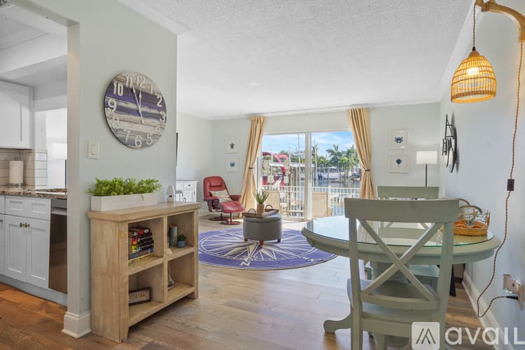 St. Pete Beach Apartment: 4103 Gulf Blvd