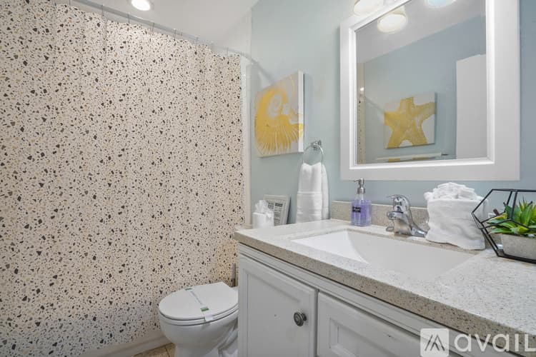 St. Pete Beach Apartment: 4103 Gulf Blvd