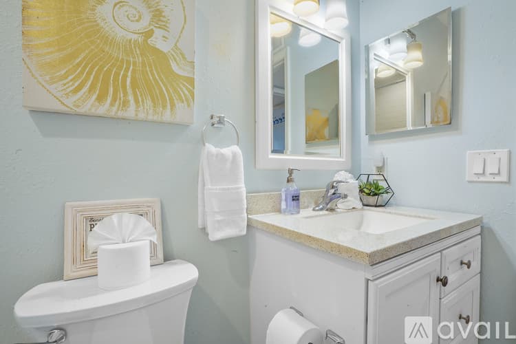 St. Pete Beach Apartment: 4103 Gulf Blvd