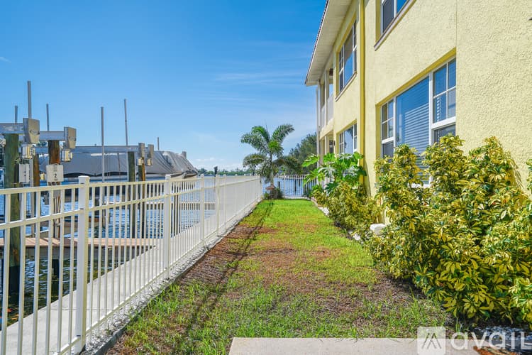 St. Pete Beach Apartment: 4103 Gulf Blvd