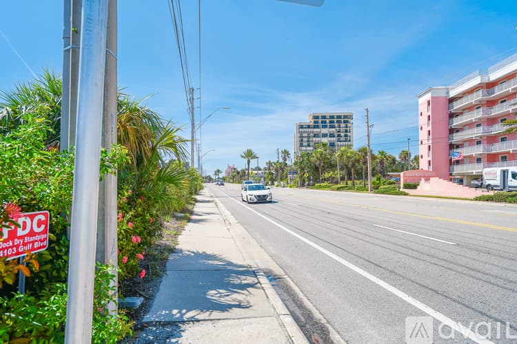 St. Pete Beach Apartment: 4103 Gulf Blvd