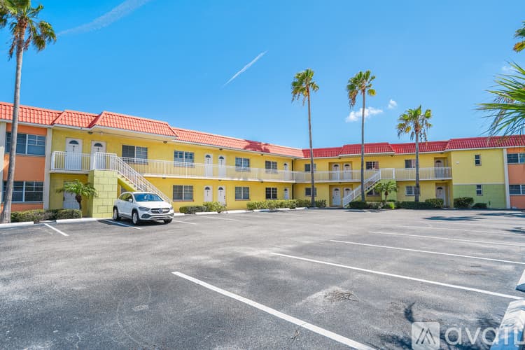 St. Pete Beach Apartment: 4103 Gulf Blvd