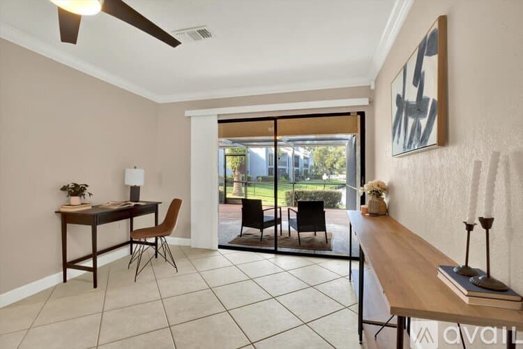 Tampa Condo: 10416 Saint Tropez Place