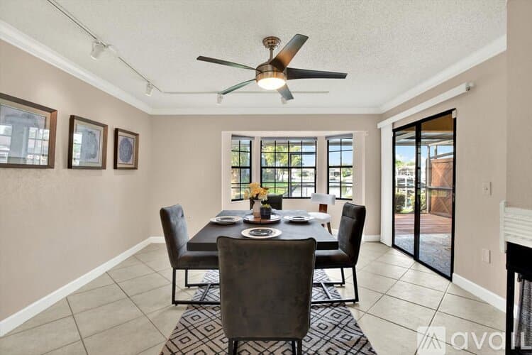 Tampa Condo: 10416 Saint Tropez Place