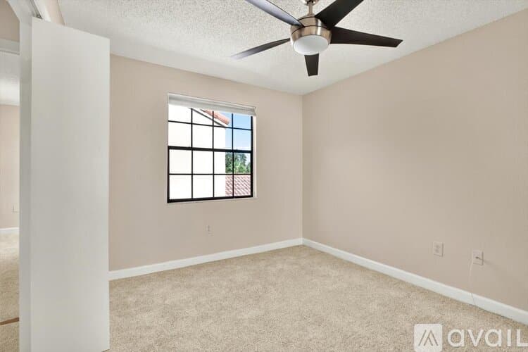 Tampa Condo: 10416 Saint Tropez Place