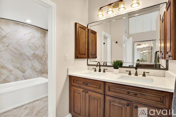 Tampa Condo: 10416 Saint Tropez Place