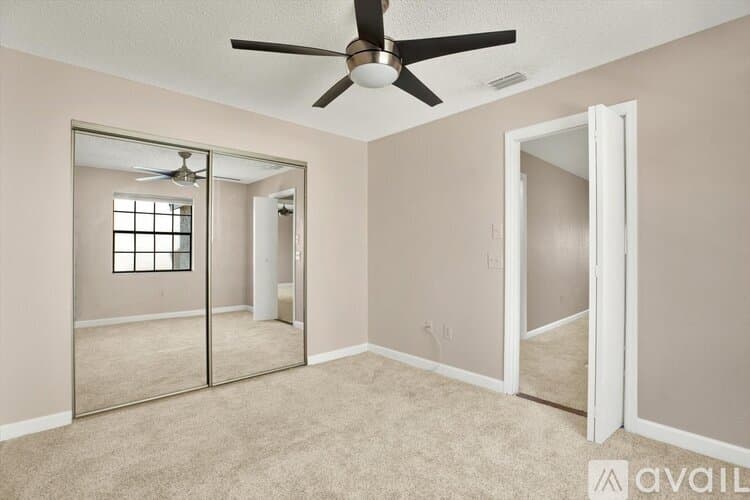 Tampa Condo: 10416 Saint Tropez Place