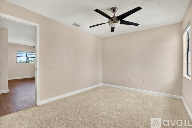 Tampa Condo: 10416 Saint Tropez Place
