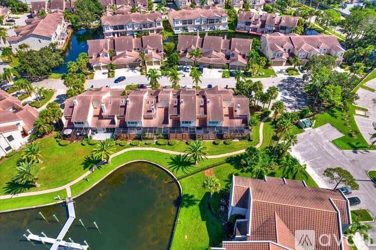 Tampa Condo: 10416 Saint Tropez Place