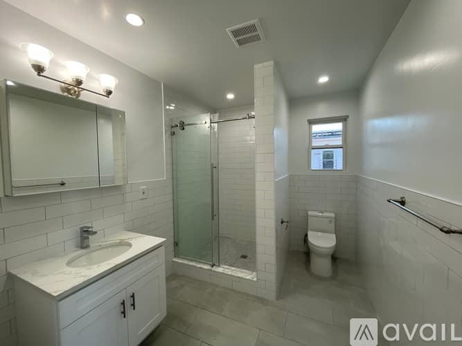 The Bronx Apartment: 3985 Saxon Ave