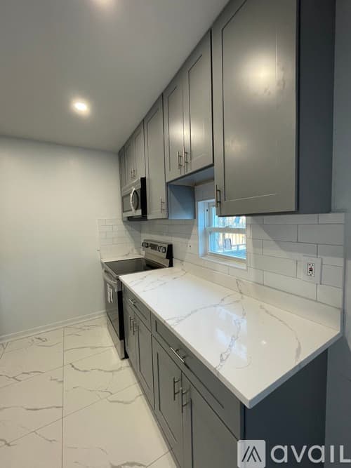 The Bronx Apartment: 3985 Saxon Ave