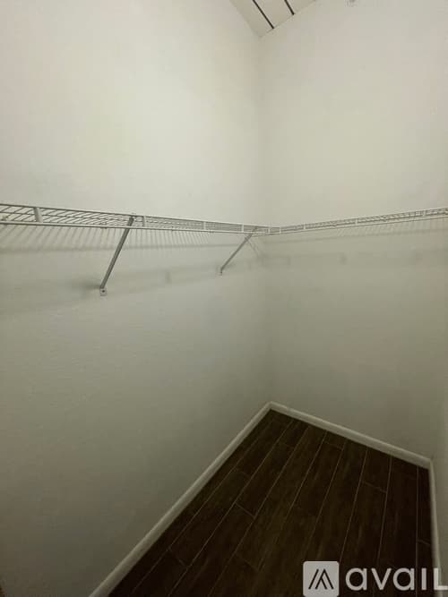 Tampa Apartment: 2411 W Horatio St