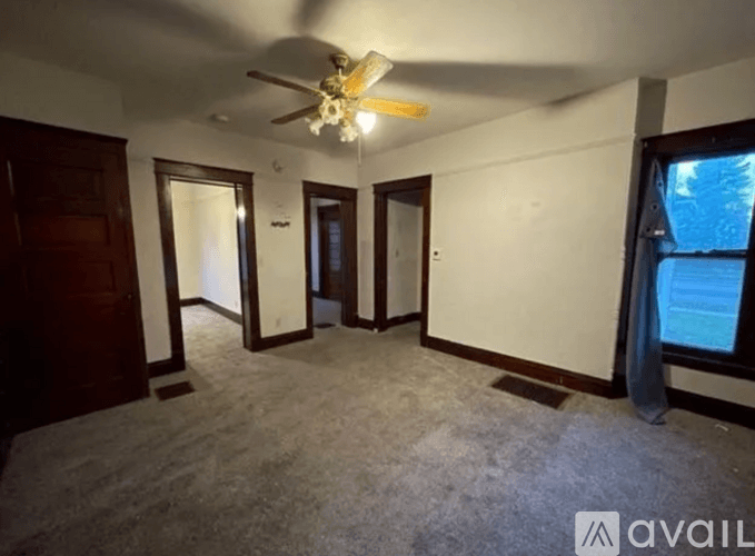 Beloit Townhome: Bluff St