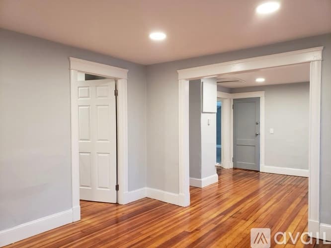 Providence Apartment: 313 315 New York Ave