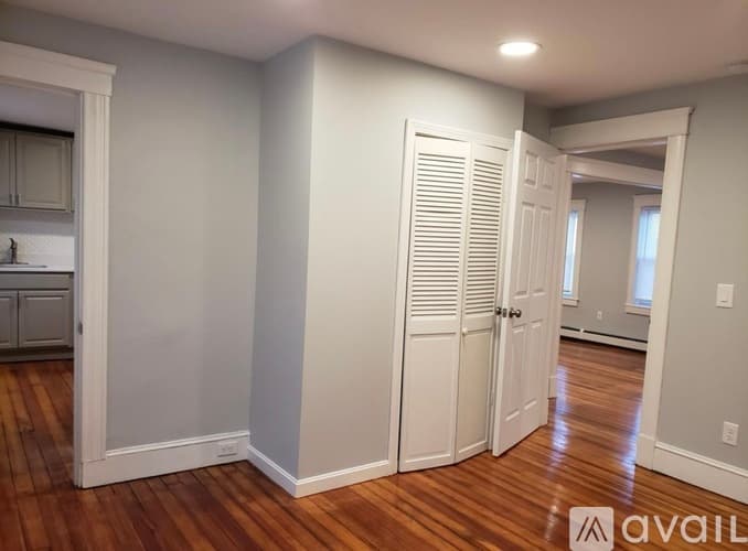 Providence Apartment: 313 315 New York Ave