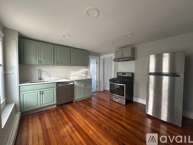 Providence Apartment: 313 315 New York Ave