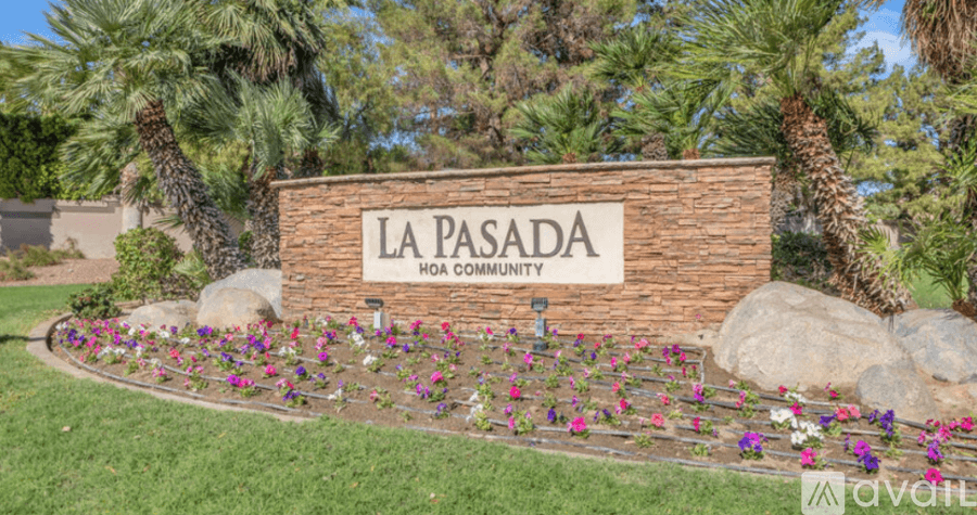 Cathedral City House: 27766 Tangelo St