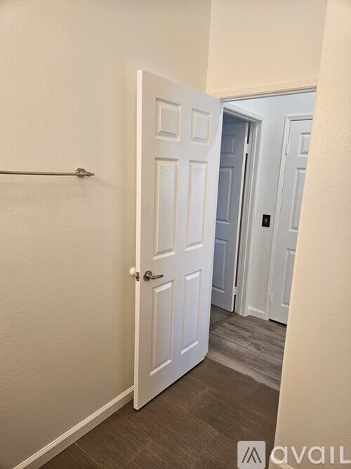 Cathedral City House: 27766 Tangelo St