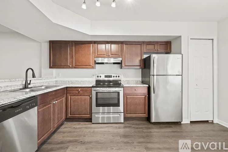 Tampa Apartment: 504 S Albany Ave