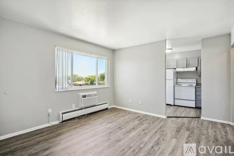 Colorado Springs Apartment: 2910 East Bijou Street